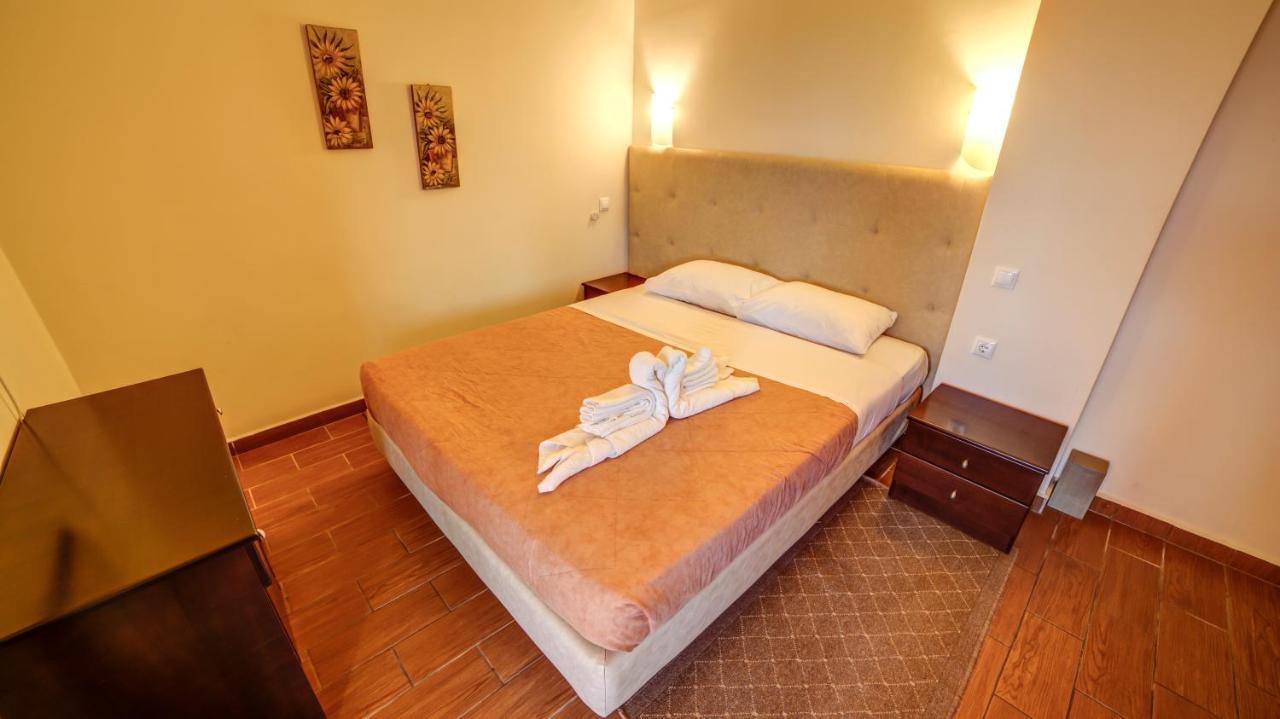 Agroktima Elia Apartment Nafplio Bagian luar foto